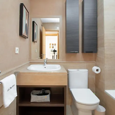 C13 Seaside With Pool And Parking Apartament