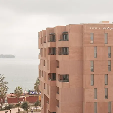 C13 Seaside With Pool And Parking